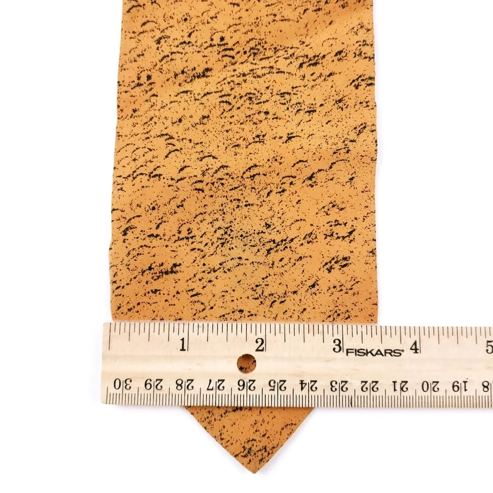 Mordicco by Diony's Men Necktie 100% Silk Golf Size 59x3.5 - NWOT